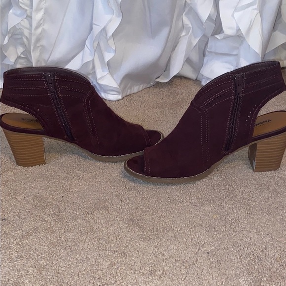 Booties - Picture 4 of 7